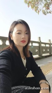 成熟稳重 气质型美女